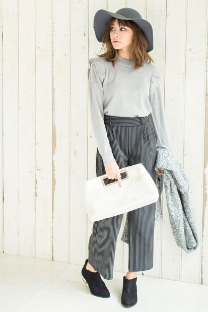 クロップドワイドパンツ「Re:EDIT by GALSTAR」1,998円（税込）／画像提供：Re:EDIT by GALSTAR