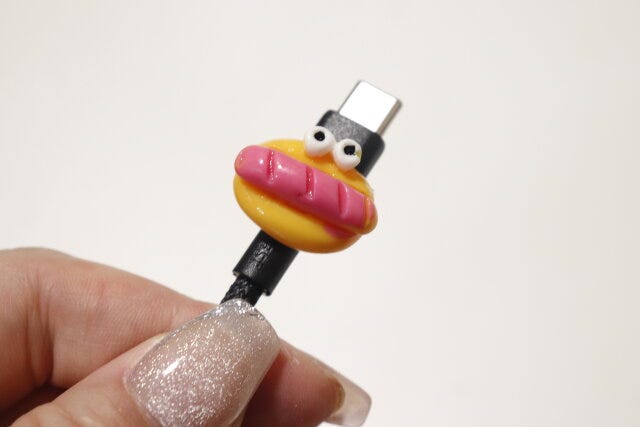 セリアのミニ目玉ヘアクリップ2P7