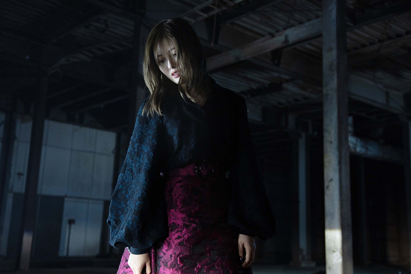 白石麻衣（C）迫稔雄／集英社（C）2022映画「嘘喰い」製作委員会（C）エイベックス通信放送