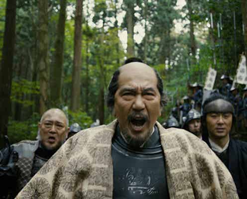 岡田准一VS役所広司、迫力合戦が解禁 有村架純のアクションも初披露