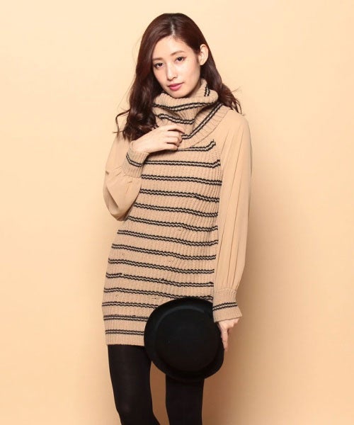 袖透けコクーンニットワンピース「snidel」13,176円（税込）／画像提供：d fashion powered by MAGASEEK