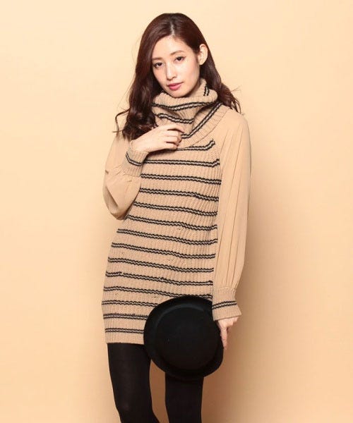 袖透けコクーンニットワンピース「snidel」13,176円(税込)/画像提供:d fashion powered by MAGASEEK