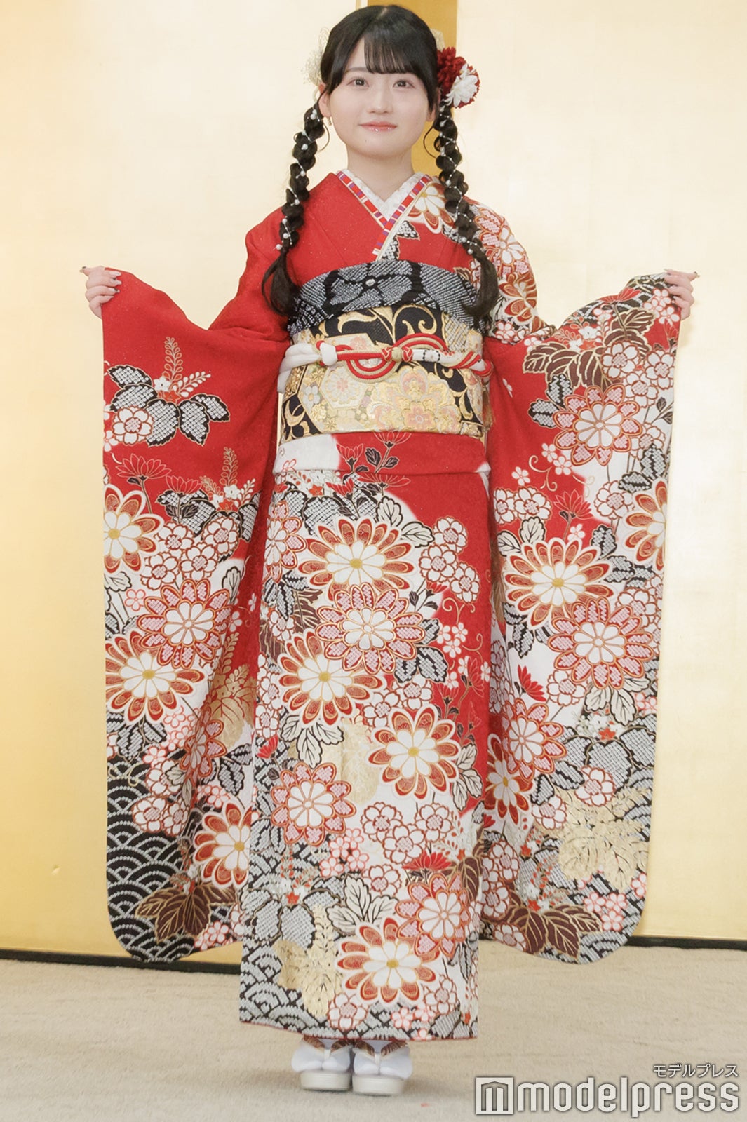 布袋百椛（C）モデルプレス