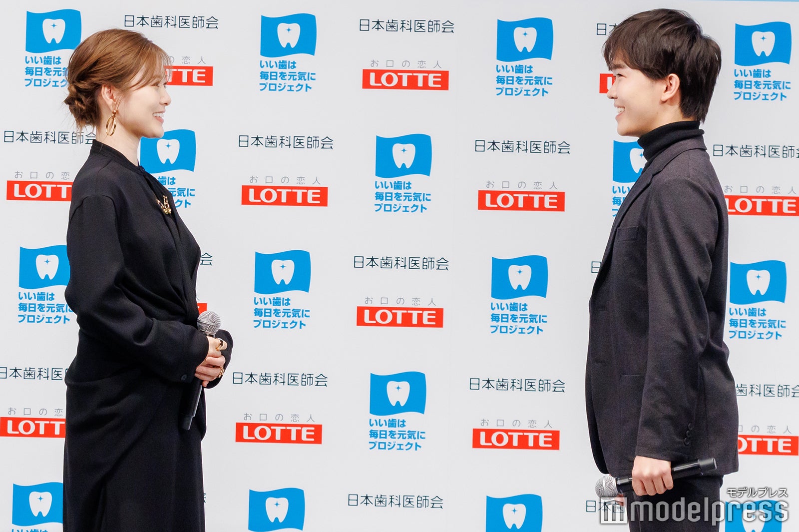 白石麻衣、鈴木福（C）モデルプレス