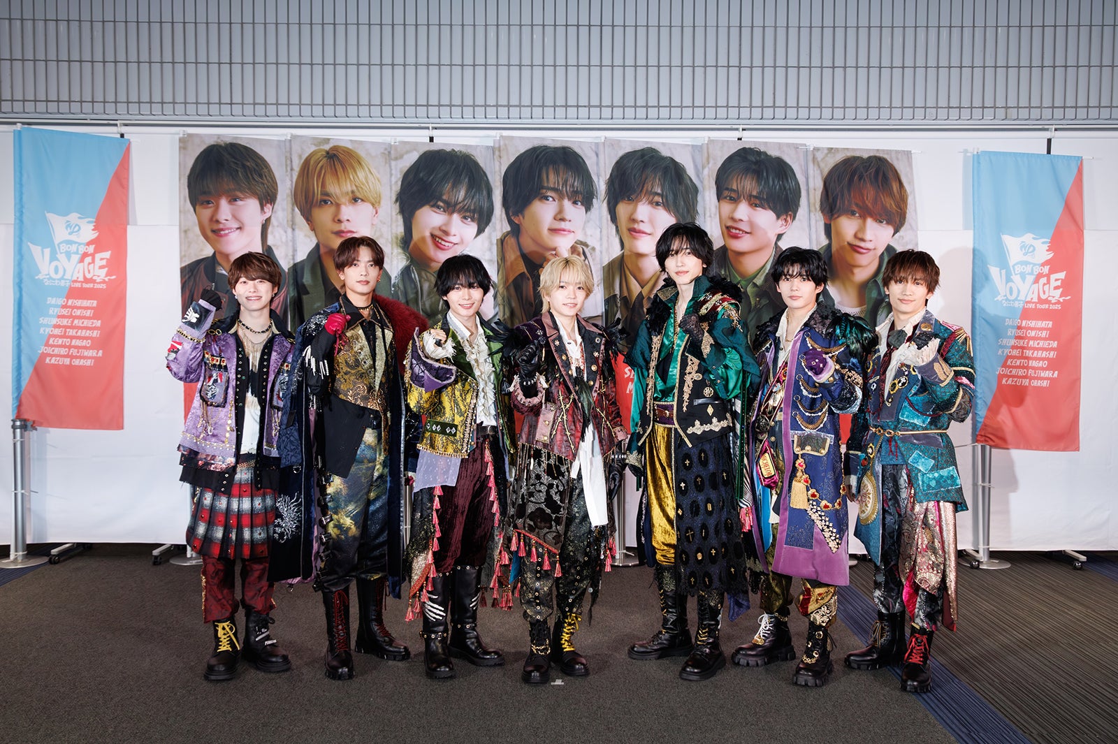 なにわ男子（左から）大橋和也、高橋恭平、大西流星、西畑大吾、道枝駿佑、長尾謙杜、藤原丈一郎（提供写真）