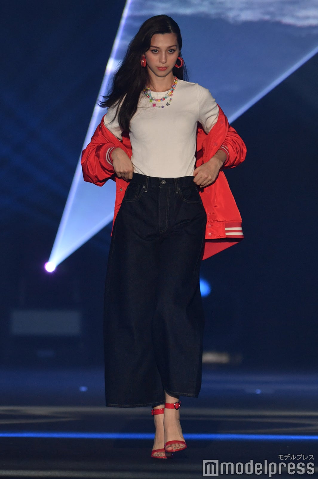 （C）モデルプレス