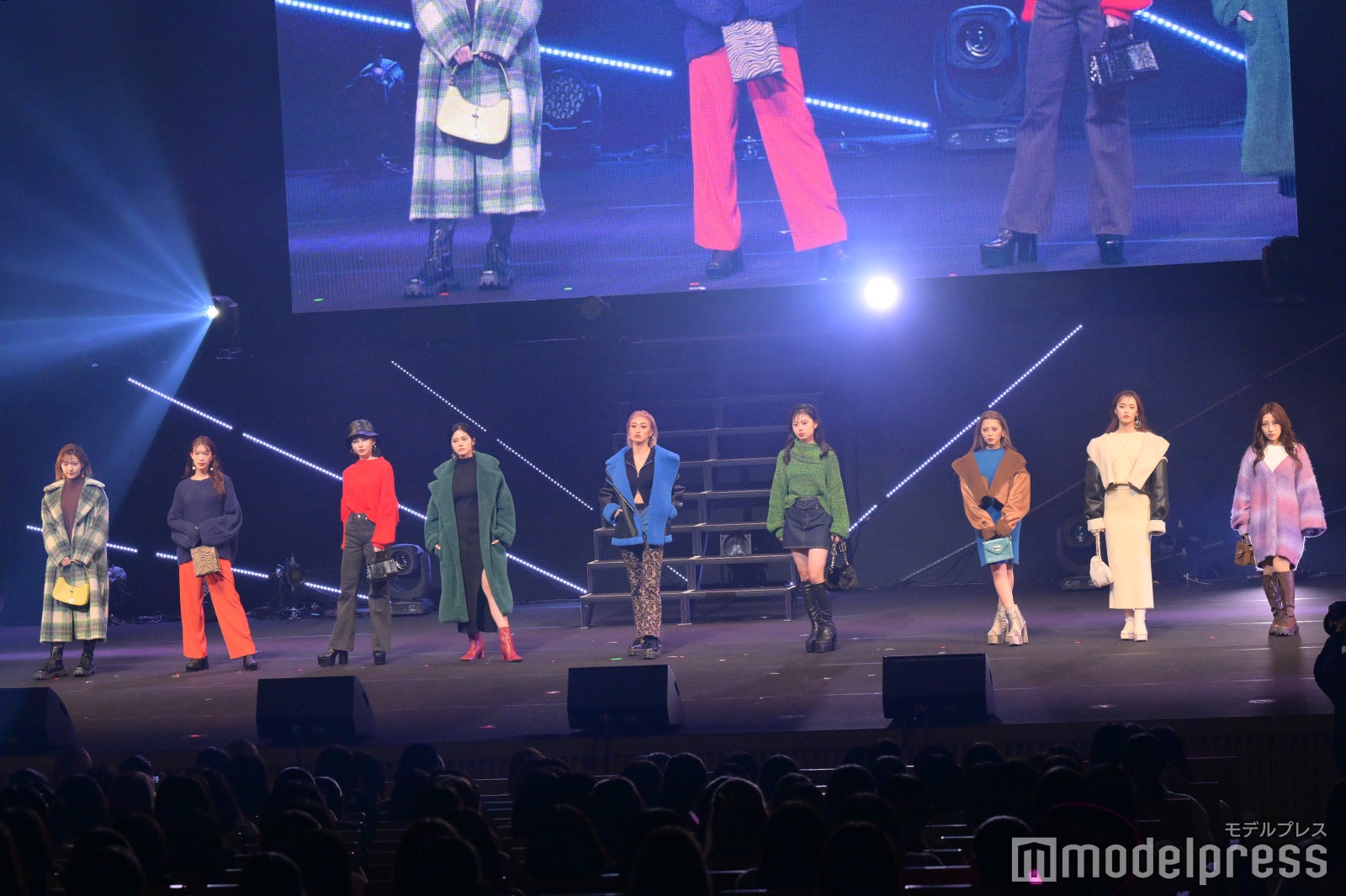 （C）モデルプレス