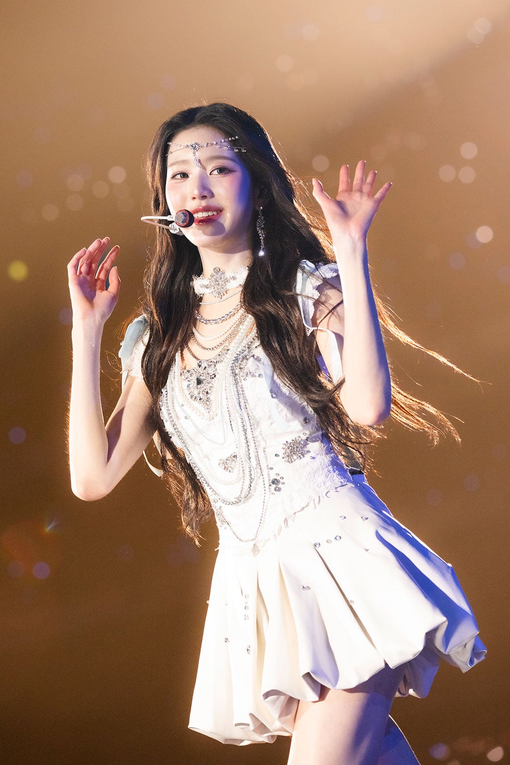 ウォニョン「IVE THE 1ST WORLD TOUR ‘SHOW WHAT I HAVE’」より（C）撮影：田中聖太郎写真事務所