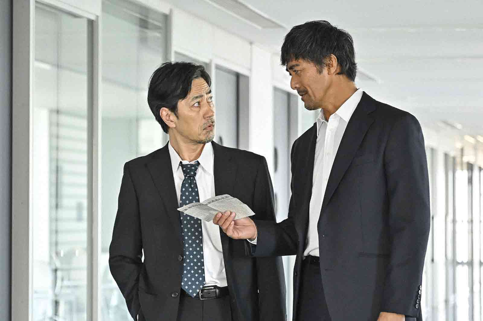 オクイシュージ、阿部寛「キャスター」第6話（C）TBS