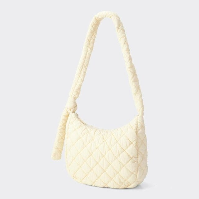 GU　バッグ　小物　秋　グッズ