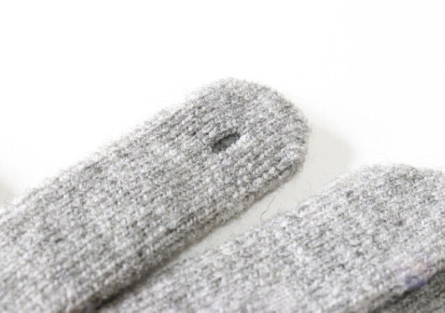 これ不良品じゃ…と思ったら便利すぎて驚き！アレの操作もラクラクな優秀すぎる100均手袋