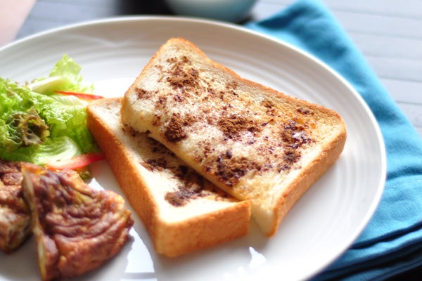 朝食にぴったり! シナモン食パン