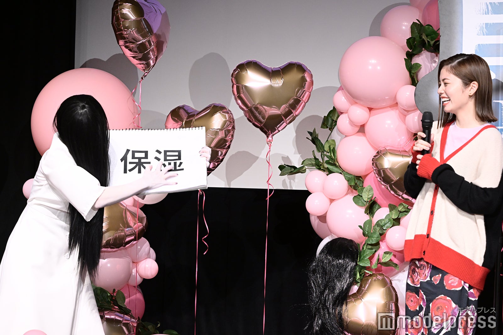 貞子、小芝風花 （C）モデルプレス