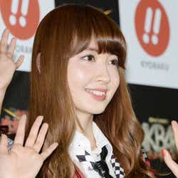 モデルプレス - 小嶋陽菜「卒業発表“しませーん”」の舞台裏