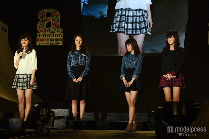 新「non‐no」モデル/(左から)久慈暁子、高田里穂、遠藤新菜、鈴木優華