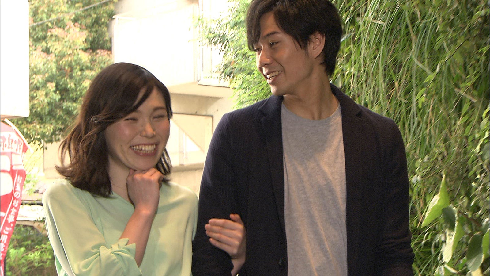 （左）誠子／画像提供：テレビ朝日