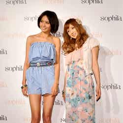 (写真左から)加藤夏希、小倉優子