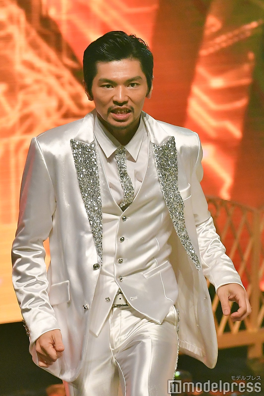 U-YEAH（C）モデルプレス