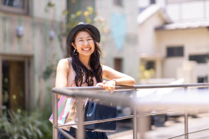 「誰にも渡したくない」男性が本気になる女性の特徴とは？