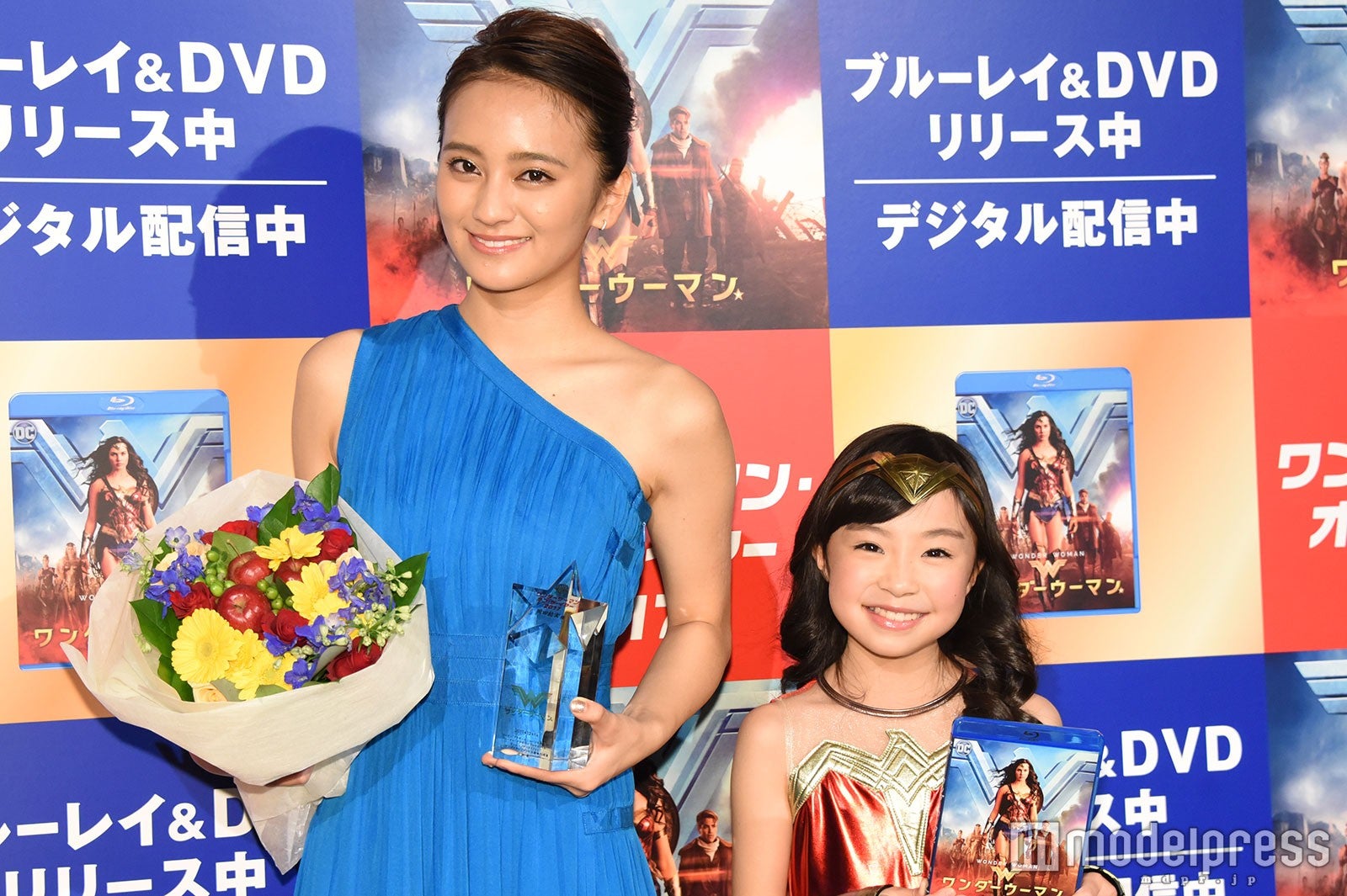 岡田結実、新井美羽 （C）モデルプレス