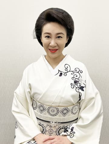 てんちむに続く 大型新人 銀座クラブ ｎａｎａｅ に人気インフルエンサーが入店 モデルプレス