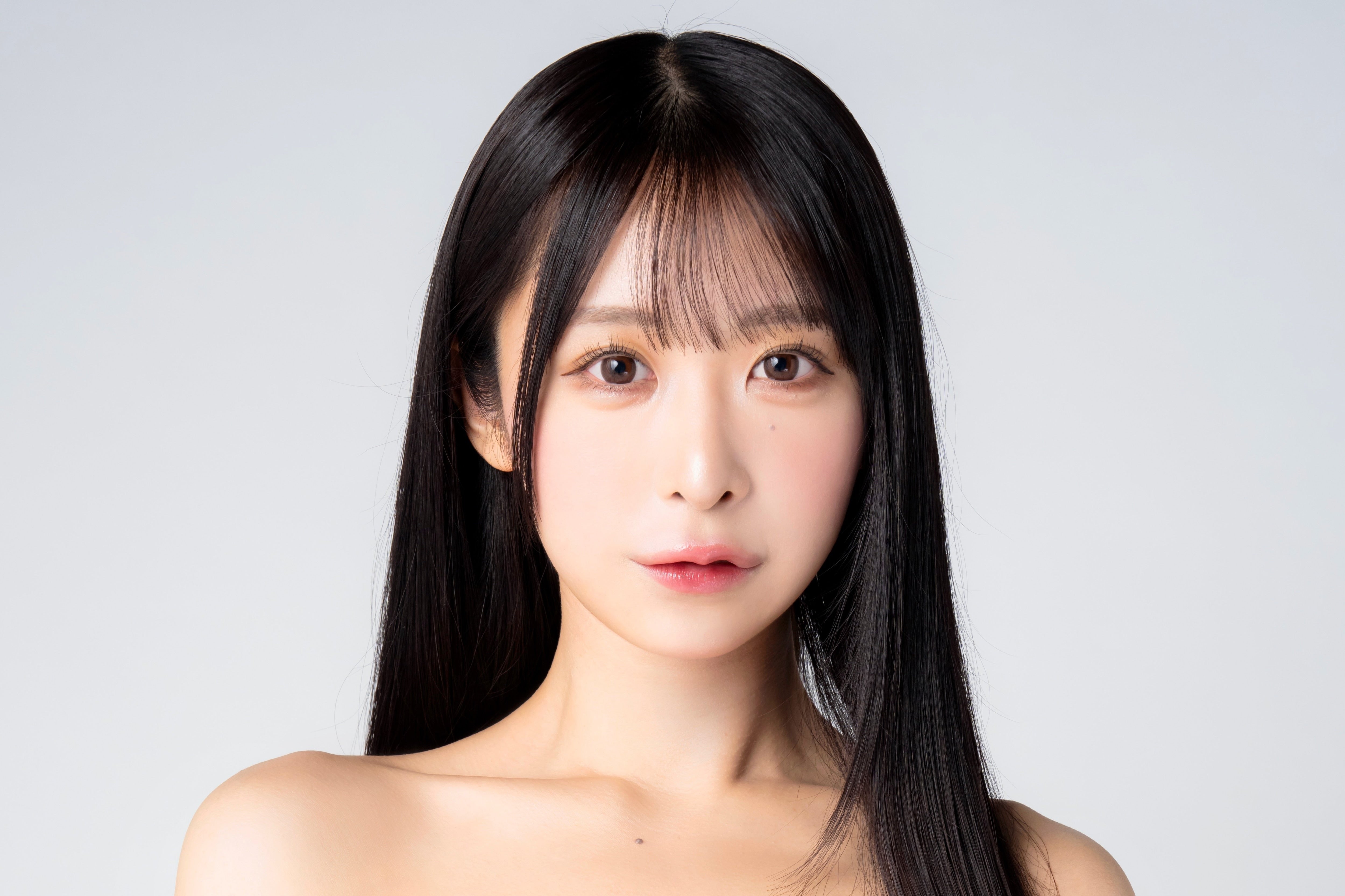 “令和の愛人”真島なおみ、奇抜な最新レーシングスーツ姿披露「パフパフしてる」 意外な着心地に驚き＆抜群のスタイルに反響