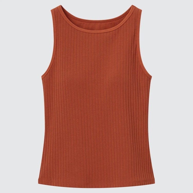 ユニクロ　uniqlo　レディース　アイテム　おすすめ　オススメ　トレンド　人気　コスパ　使える　おしゃれ　お洒落　オシャレ　2022　夏　ノースリーブ　タンクトップ　アメリカンスリーブクロップドブラタンクトップ　ブラタンクトップ　アメリカンスリーブ　クロップド　クロップド丈　ブラトップ　カップ付き