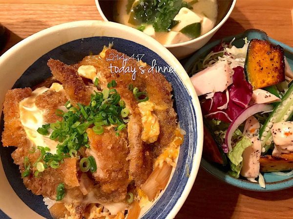 簡単 美味しい 丼レシピ がお昼ご飯にぴったり 満足感のあるメニューをご紹介 モデルプレス