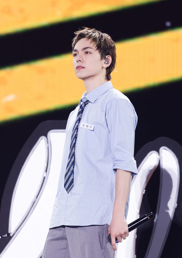 VERNON/SEVENTEEN(P)&(C) PLEDIS Entertainment