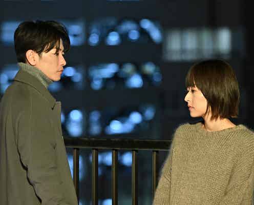 「100万回 言えばよかった」井上真央&佐藤健、“静電気キス” 画期的な演出に「こんなキスシーン初めて」「儚い」の声