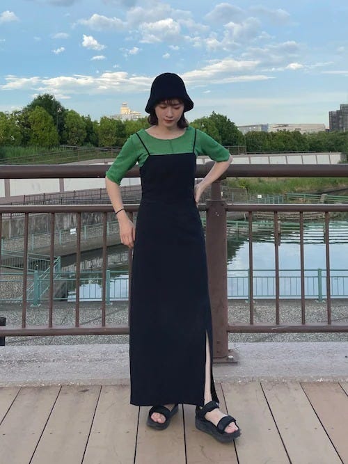 グリーン