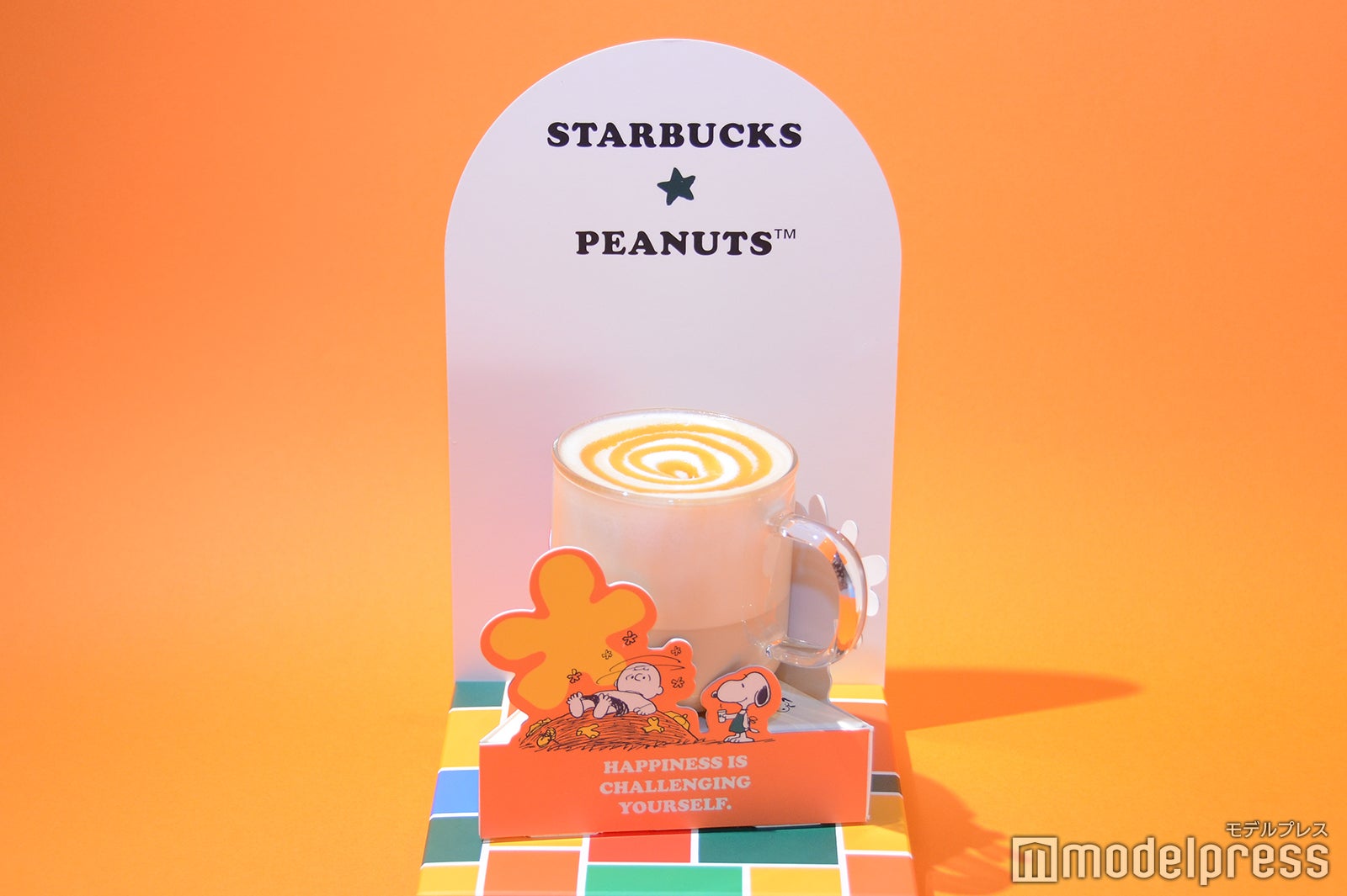 チャーリー・ブラウン カプチーノwith ブラウン シュガー（C）モデルプレス