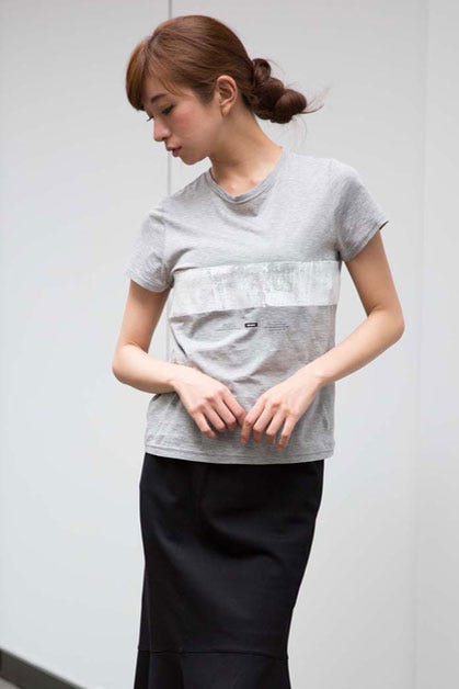 モノトーンクルーネックカットソー「DOUBLE STANDARD CLOTHING」4,800円(税抜)