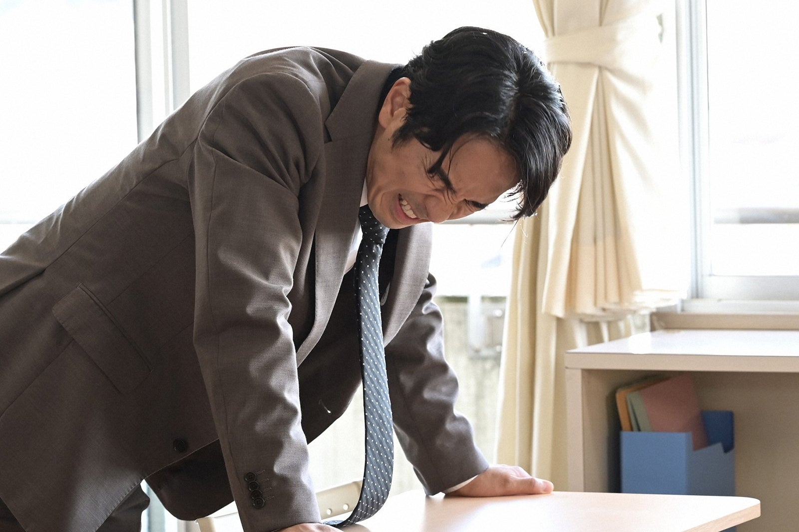 眞島秀和／第4話より （C）「パパとムスメの7日間」製作委員会