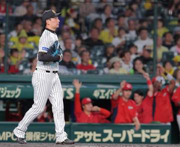 【解説】阪神・村上 今季は低めに投げきれない時があるが役目は果たした それよりも心配なのはそろって失点した救援陣
