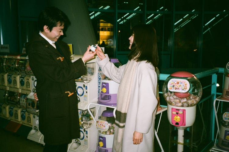 菅田将暉 有村架純 プライベート感満載のエモすぎオフショット公開 花束みたいな恋をした モデルプレス 菅田将暉 有村架純 プライベート感満載のエモすぎオフショット公開 花束みたいな恋をした モデルプレス