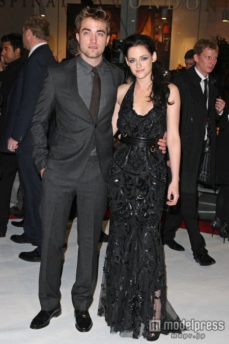 クリステン・スチュワート、元彼ロブと密会