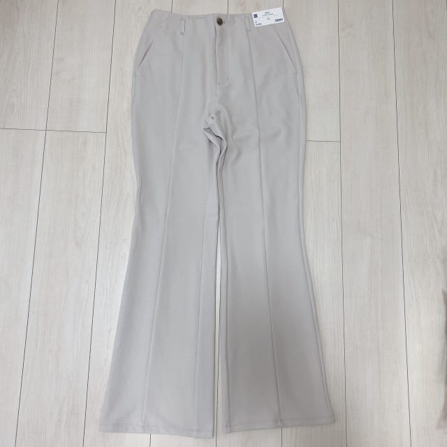 GU　スラックス　ナチュラル