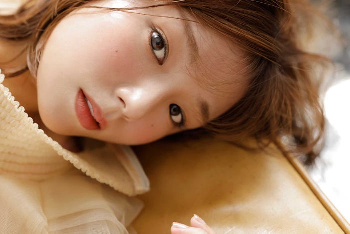 篠崎愛/撮影:曽根将樹「FRIDAYサブスクリプション」より