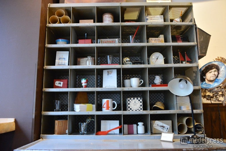 「Starbucks Doppio Bar（スターバックス ドピオ バール）」店内風景