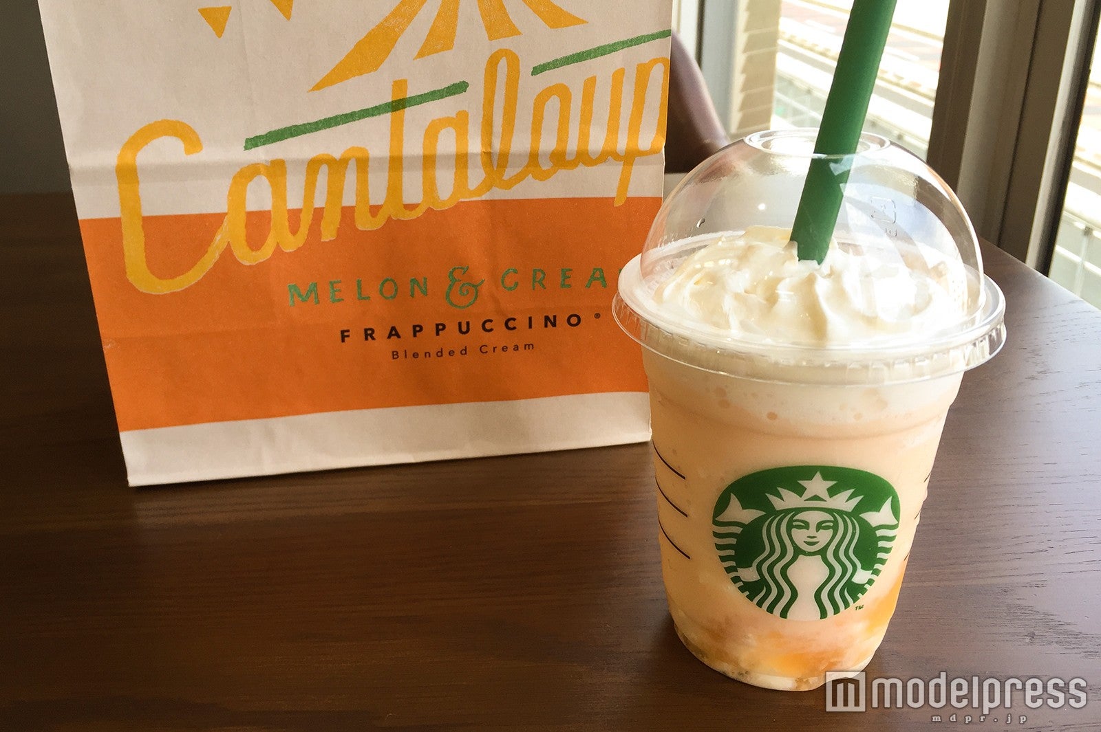 メロン好きにはたまらないフラペチーノ（C）モデルプレス
