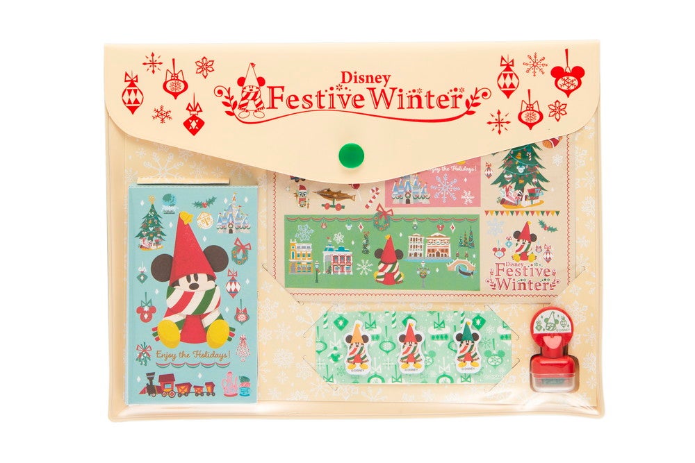 ステーショナリーセット1,900円（C）Disney