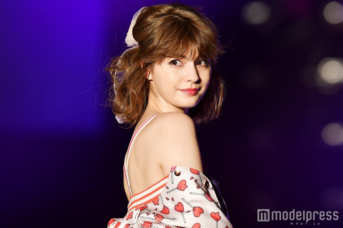 イメチェン前のマギー(C)モデルプレス