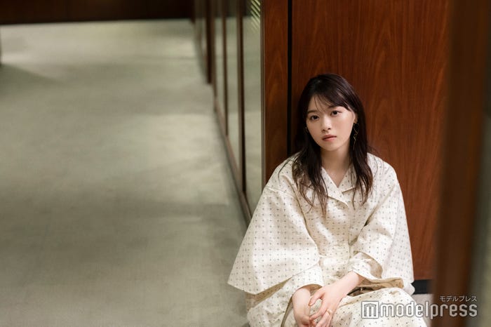 西野七瀬(C)モデルプレス