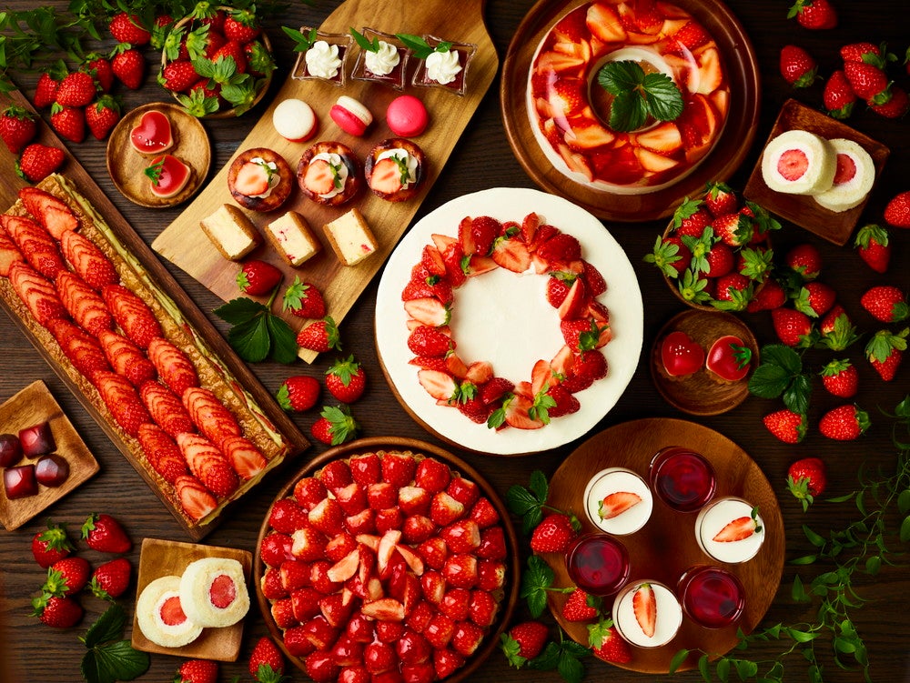 Triple Strawberry Delight～3種のいちごのストロベリーブッフェ～／画像提供：新神戸ホールディング