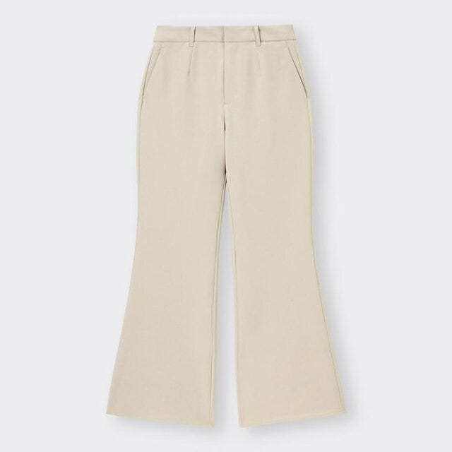 ストレッチフレアパンツ GUのおすすめ最旬パンツ
