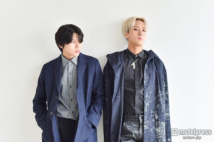 VIXX LR(左から)レオ、ラビ