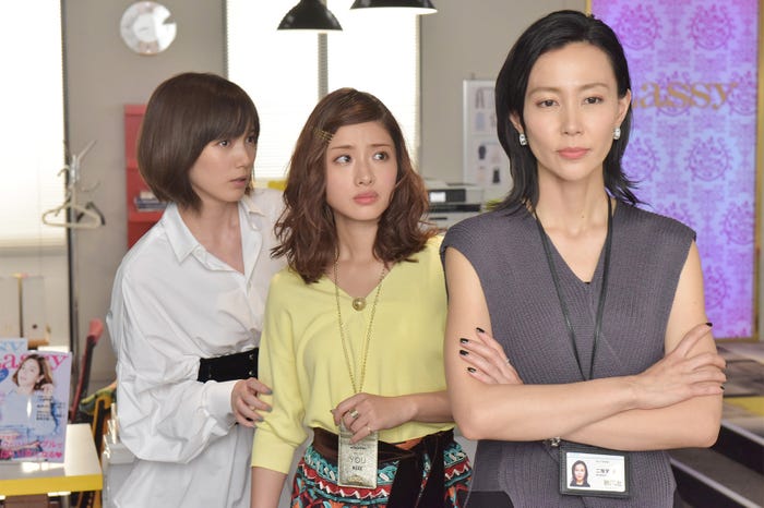 本田翼、石原さとみ、木村佳乃/「地味にスゴイ!DX 校閲ガール・河野悦子」より(C)日本テレビ