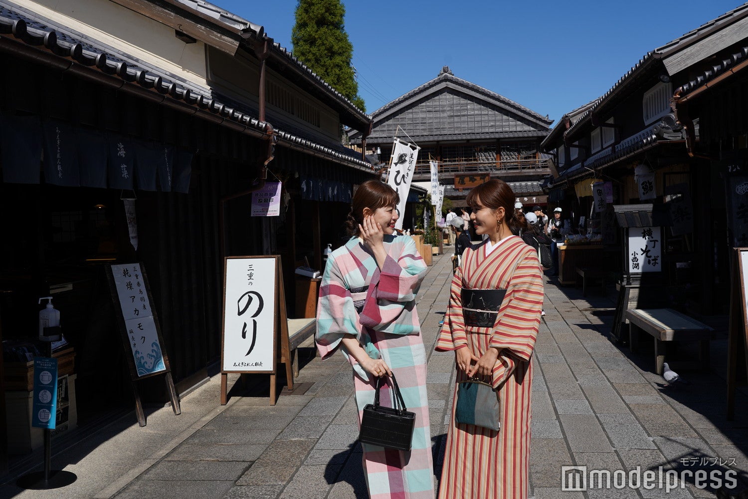 食べ歩きグルメもおみやげも充実「おかげ横丁」（C）モデルプレス