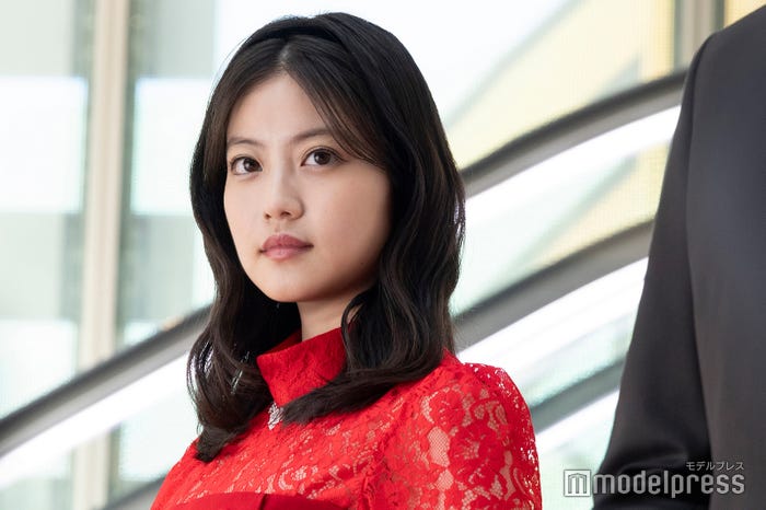 今田美桜(C)2025 劇場版『トリリオンゲーム』製作委員会(C)稲垣理一郎・池上遼一/小学館